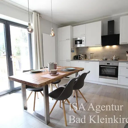 Rmg Roses Apartment